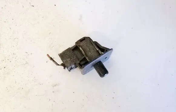 Mercedes-Benz E W210 Front door sensor coupe 2028202110 30010101