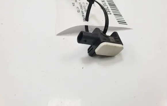 Audi A8 S8 D4 4H Airbag deployment crash/impact sensor