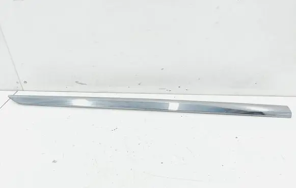 Chrysler Town & Country V Sliding door trim (molding) 05182600AB 05182600ABRH 5002379RH