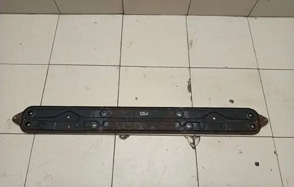 BMW 5 F10 F11 Muffler mount bracket/holder 
