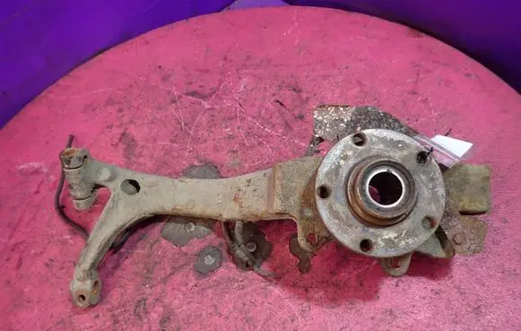 Audi A6 S6 C5 4B Front wheel hub spindle knuckle 8D0407258AE