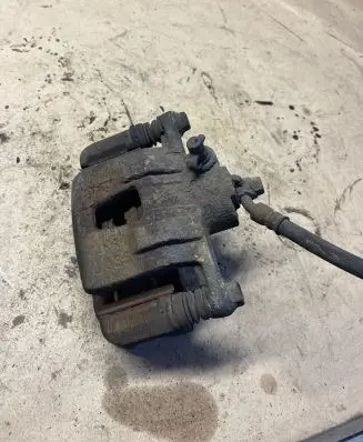 Chevrolet Epica Rear brake caliper