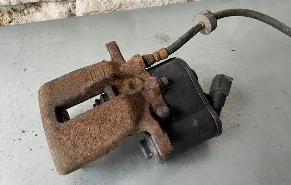 Audi A6 S6 C6 4F Rear brake caliper