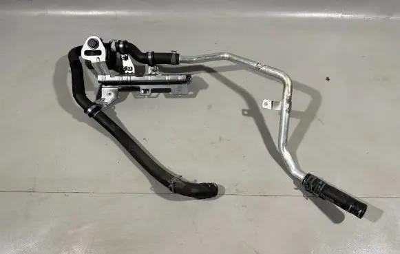 Porsche Cayenne (92A) Engine coolant pipe/hose 7P0815249 7PP819810A 7P0815984TEB