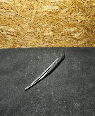 Hyundai i40 Rear wiper blade arm 