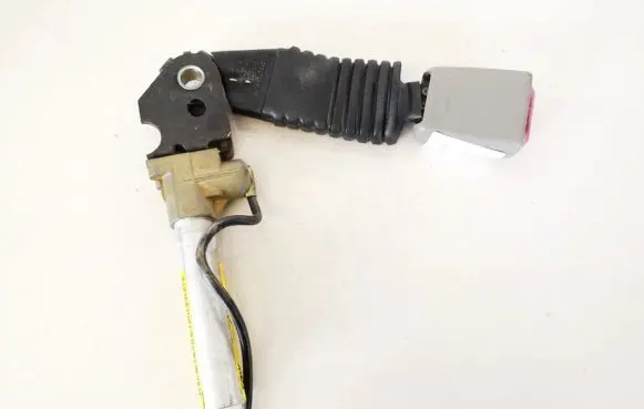 Opel Sintra Front seatbelt buckle 265021b 10407323