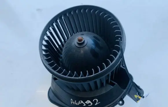 Opel Corsa E Heater fan/blower 13335074 164330100
