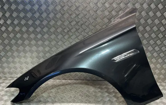 BMW 5 F10 F11 Fender