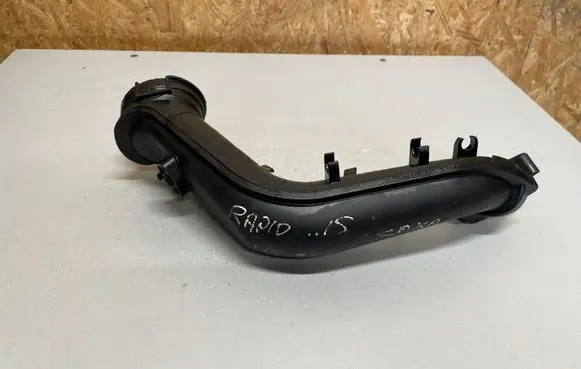 Volkswagen Golf VI Intercooler hose/pipe 03C145673N