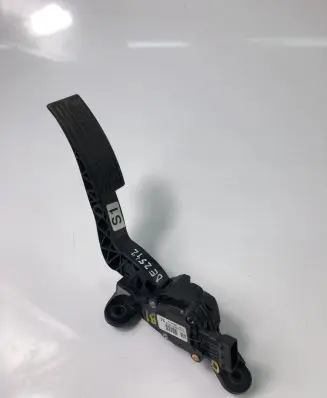 KIA Rio Accelerator throttle pedal