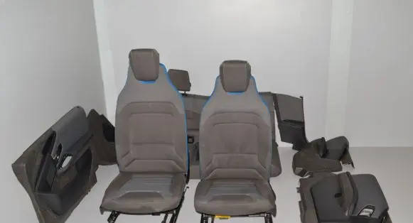 Seat set