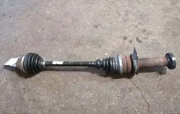 Volkswagen Multivan T5 Front driveshaft