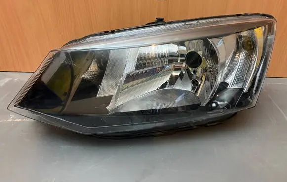 Skoda Fabia Mk3 (NJ) Headlight/headlamp 6V1941015C 90059496