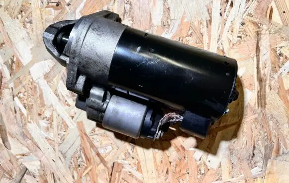 Mercedes-Benz C W204 Starter motor A6519062800 20121128 0001139065