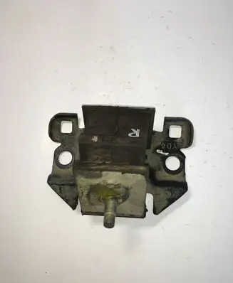 Nissan Navara D40 Engine mount bracket 11220EB300