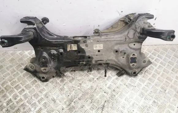 Hyundai i20 (BC3 BI3) Front subframe 62401Q00CC