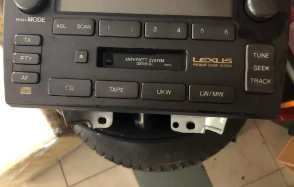 Lexus GS 300 400 430 Radio/CD/DVD/GPS head unit 861203A541 SK000709