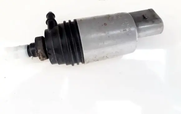 BMW 3 E90 E91 Windscreen/windshield washer pump 67126934159 23557610