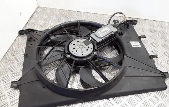 Volvo S60 Radiator cooling fan shroud 0130303909 8649634 1137328081