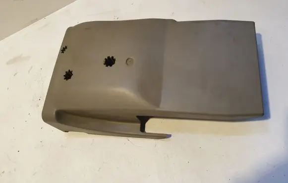 Steering wheel column trim