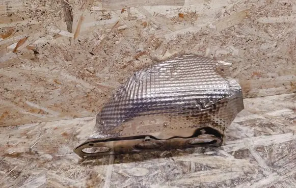 Porsche Panamera (970) Heat shield in engine bay 94611104102