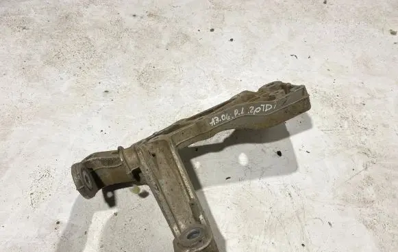 Audi A3 S3 8P Front subframe 1k0199296e