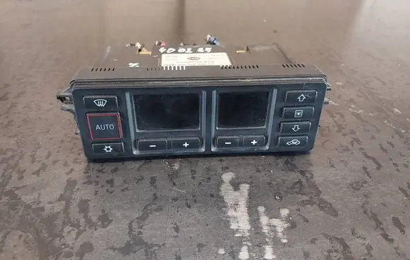 Audi A3 S3 8L Climate control unit 8L0820043D 5HB007608-04
