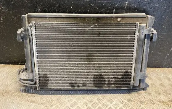 Skoda Yeti (5L) Coolant radiator 1K0820411S