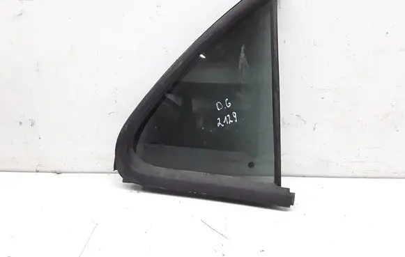 KIA Sorento Rear side window