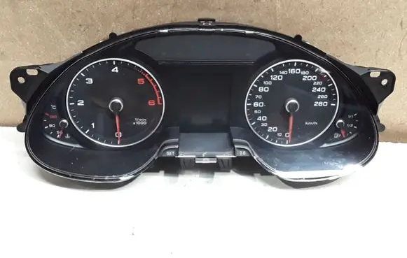 Audi A4 S4 B8 8K Speedometer (instrument cluster) 8K0920932