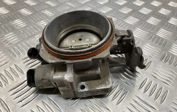 Chevrolet Blazer Throttle valve 