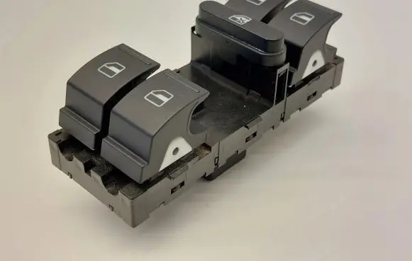 Seat Leon (1P) Electric window control switch 1K4959857B