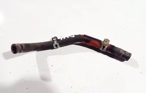 Engine coolant pipe/hose