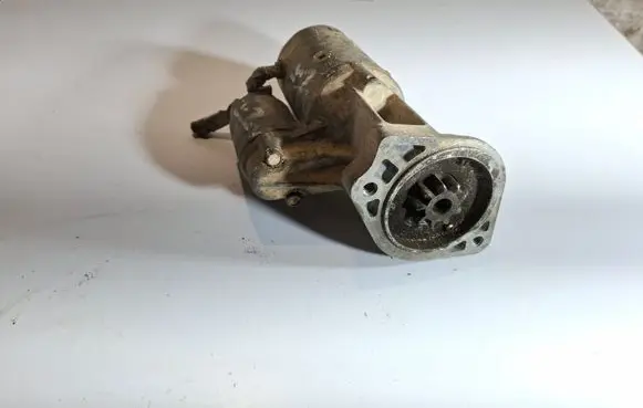 Nissan Primera Starter motor 2330054A00
