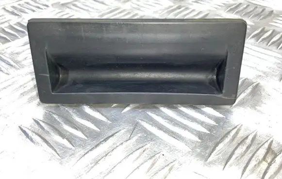 Volkswagen Jetta VI Tailgate/trunk/boot exterior handle 5N0827566T