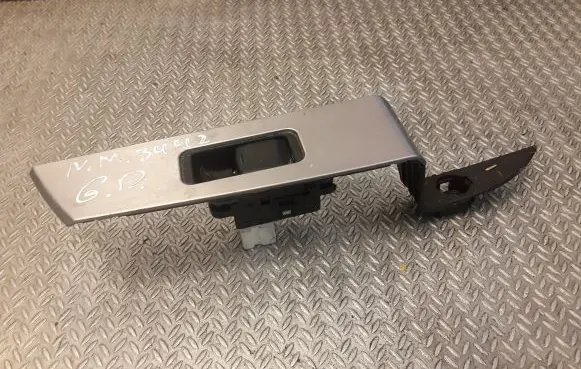 Nissan Murano Z50 Electric window control switch