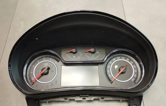 Opel Insignia A Speedometer (instrument cluster) 39085469 175597137 7110500000000X