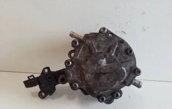 Volkswagen PASSAT B6 Vacuum pump 038145209