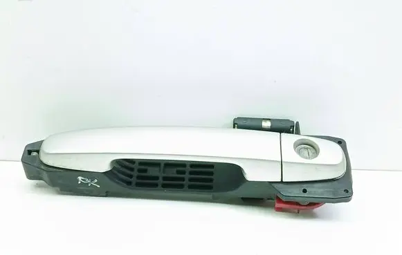 Toyota Avensis Verso Front door exterior handle