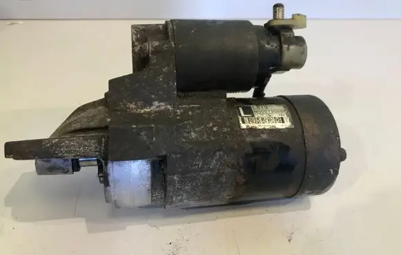 Mazda 6 Starter motor M000T90981
