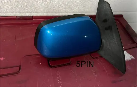 Toyota RAV 4 (XA20) Front door electric wing mirror 6960C