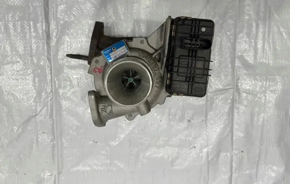 Suzuki SX4 S-Cross Turbo