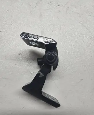 Volkswagen Tiguan Allspace Front door upper hinge 8X0831403E