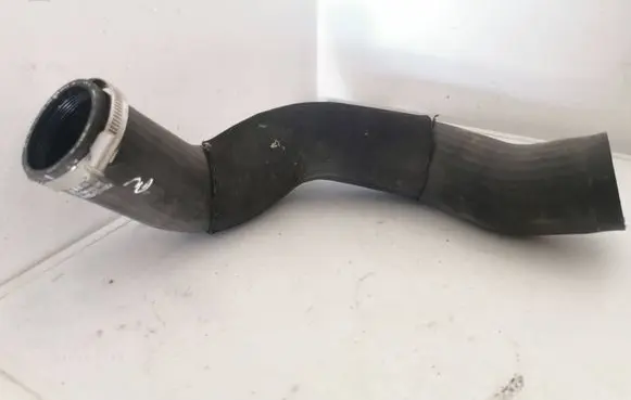 Audi Q7 4M Intercooler hose/pipe 4M0145737M