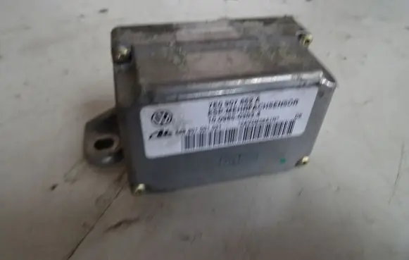 Porsche Cayenne (9PA) ESP acceleration yaw rate sensor E0907652A