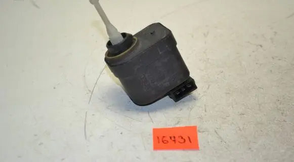 Audi A4 S4 B5 8D Headlight level adjustment motor 1K5941295
