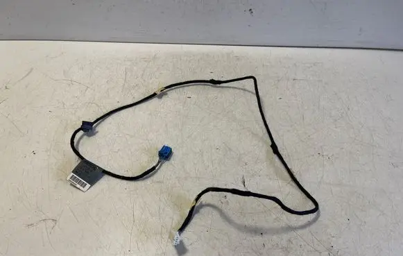 Mercedes-Benz Vito Viano W447 Front door wiring loom 1332436