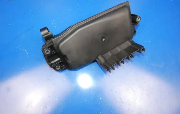 Mercedes-Benz ML AMG W166 Vacuum air tank A6510700868 446480602