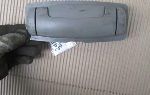 Mitsubishi Space Runner Front door interior handle