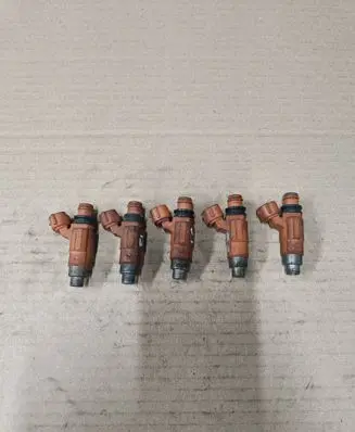 Mitsubishi Space Star Fuel injectors set CDH210
